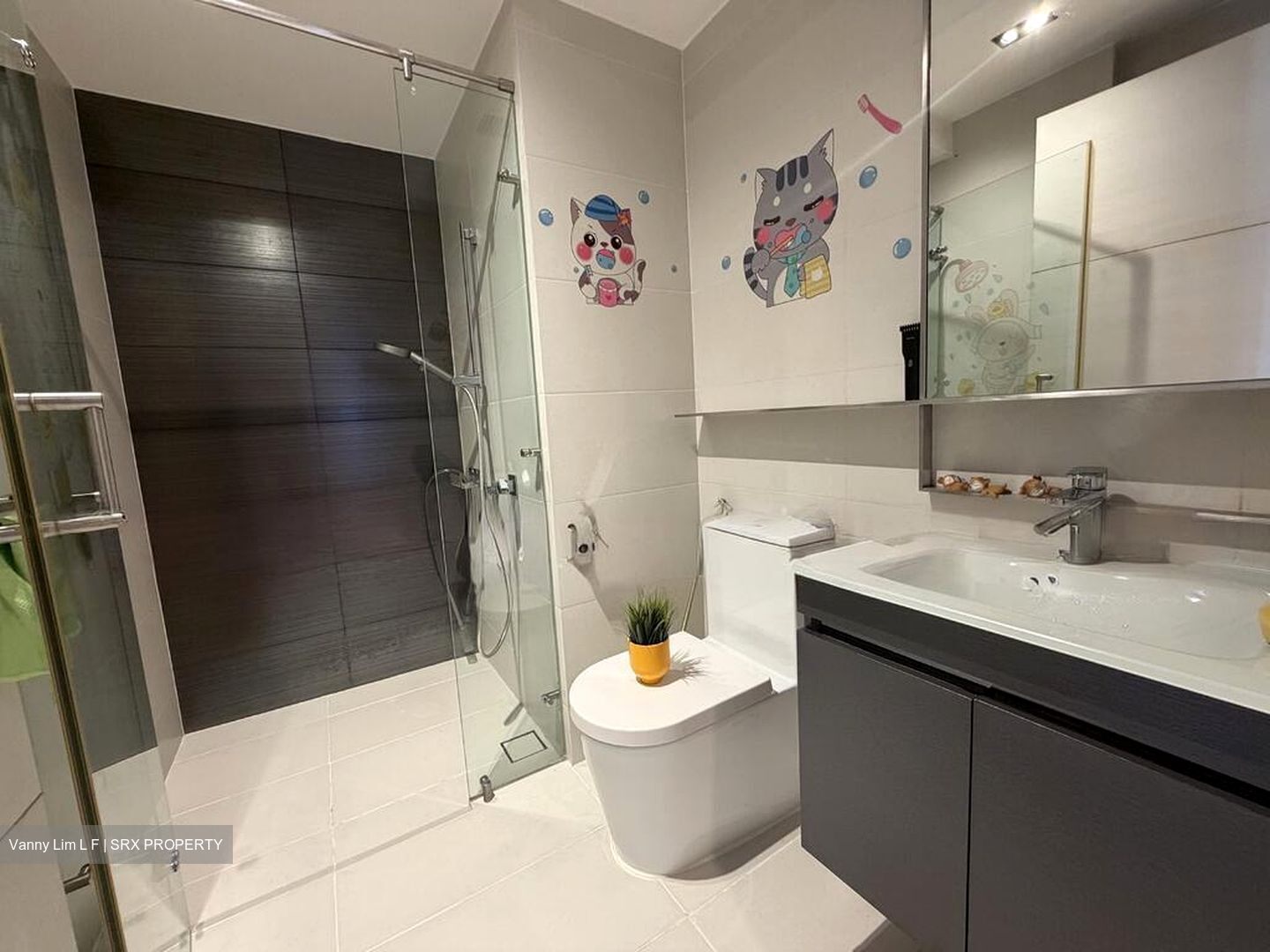 SilverSea (D15), Condominium #515869281